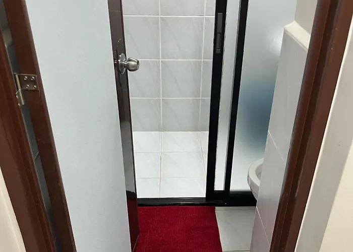 L L I Condotel Apartment Lapu-Lapu City